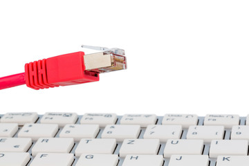 Netzwerkkabel auf Tastatur