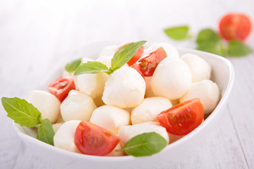 mozzarella salad with tomato and basil