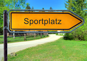 Strassenschild 3 - Sportplatz
