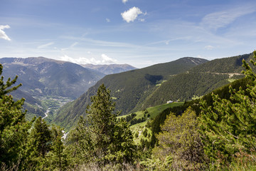 Fototapeta na wymiar Pireneje w Andorze
