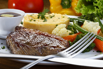 vegetable, roast beef and mashed potatoes