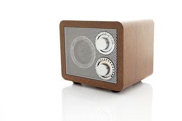 Retro style mini radio player