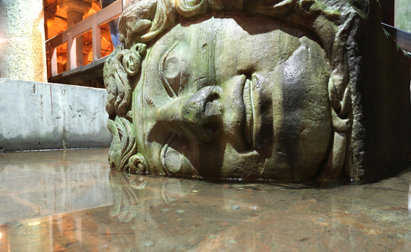 Medusa Başı, Yerebatan Sarnıcı T&uuml;rkiye