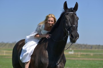 bride and horse