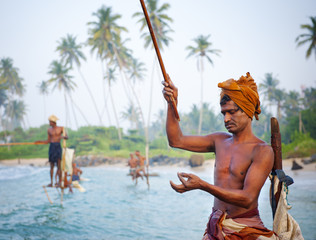Stilt fishermen in Sri Lanka - obrazy, fototapety, plakaty