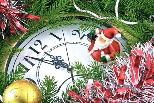 Image clock with Christmas and New Year decorations