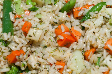 the healthy diet - brown rice with vegetable