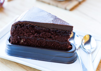 Dark chocolate cake