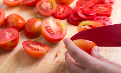 Slice Tomatoes