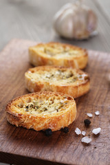 crostini with olive oil and garlic