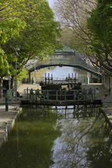 canal saint martin tourisme Paris France