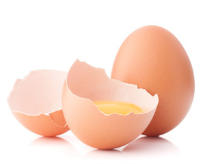 Breaking egg isolated on white background cutout