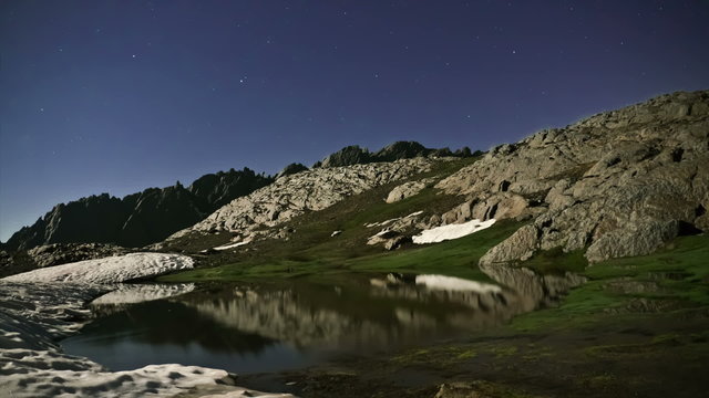 timelapse night in high mountain lake