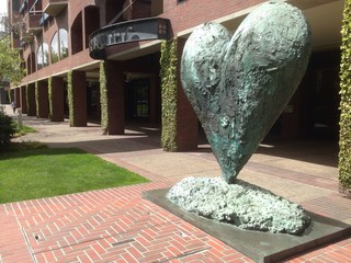 heart statue