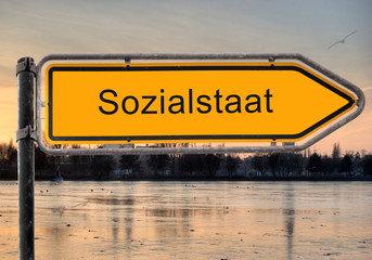 Obraz premium Strassenschild 9 - Sozialstaat