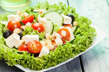 Fresh vegetable salad with cheese