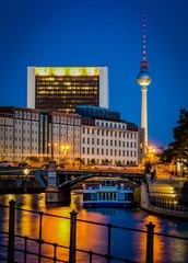 Naklejka na ściany i meble Berlin - city view