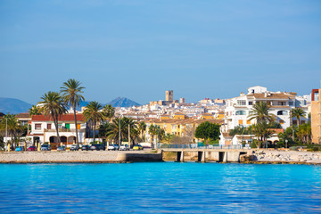 Fototapeta na wymiar Javea Xabia Skyline od Morza Śródziemnego Hiszpanii