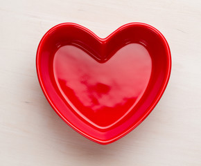 Heart shaped bowl - 63457640