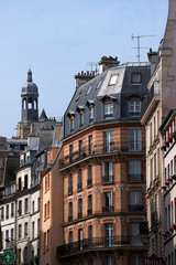 Fototapeta na wymiar Paris rue de la montagne sainte Geneviève