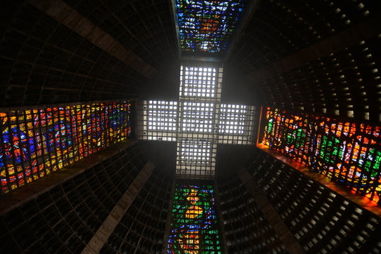 CRUZ CATEDRAL RIO DE JANEIRO