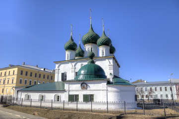 Fototapeta na wymiar Church of the Transfiguration on the City. Yaroslavl, Russia