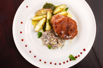 cutlet with potatoes