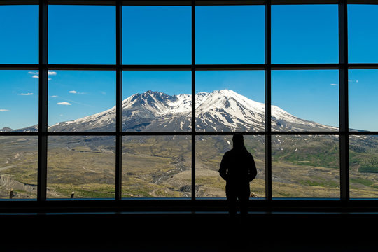 Fototapeta View of Mount St. Helens
