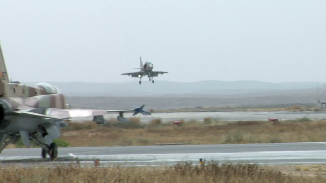 Fighter plane landing