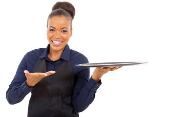 afro american waitress holding empty tray - obrazy, fototapety, plakaty