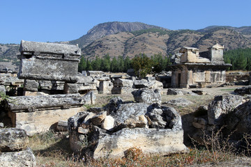 Fototapeta na wymiar Ruiny w Hyerapolis