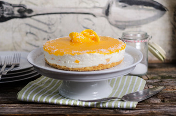 Mangotorte mit Frischkäse