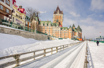 Fototapeta premium Chateau Frontenac zimą, miasto Quebec