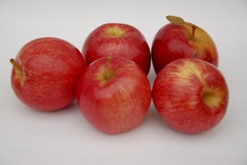 Red apples