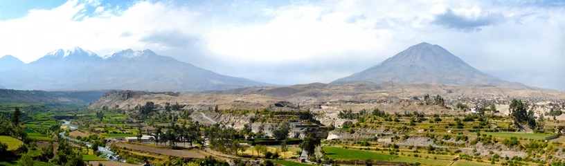 Deurstickers Arequipa, Peru with Misti Volcano © demerzel21