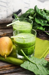 Birnen-Spinat-Smoothie