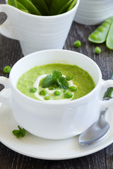 Puree the soup young green peas.