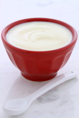 Fresh plain yogurt