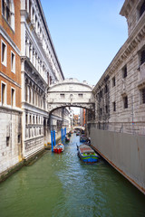 Fototapeta na wymiar bridge of sighs, Venice