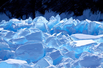 Icebreak, lake Baikal