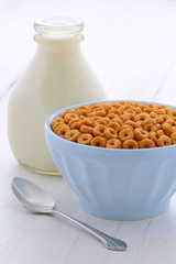 Whole wheat cereal loops