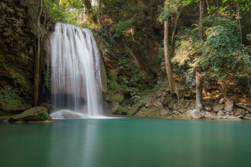 Fototapeta na wymiar erawan waterfall