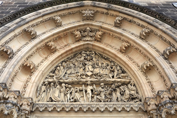 Obraz premium View of tympanum of St Peter and St Paul basilica