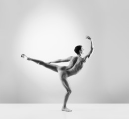 Obraz premium Sporty and athletic ballet dance. Black and white image.