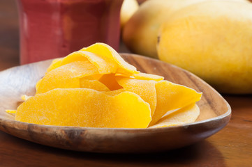 dried mangoes from fresh mangoes