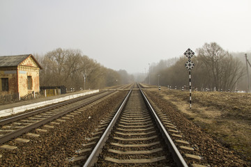 Fototapeta na wymiar do dworca kolejowego