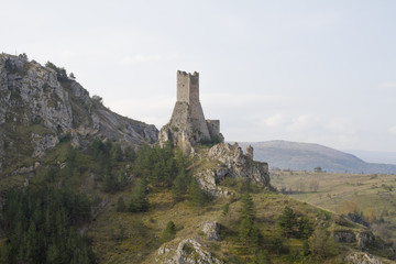 Fototapeta na wymiar Pescina - średniowiecznej wieży