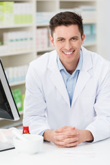 freundlicher apotheker
