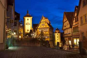 Fototapeta na wymiar Rothenburg ob der Tauber by night