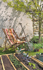 chaise longue au potager © coco